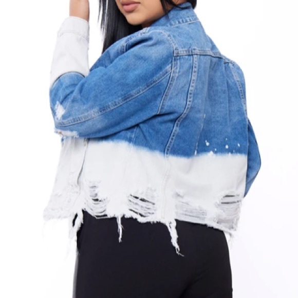 BBJ Jackets & Blazers - 🎉HP🎉Boom Boom Jeans Women’s Blenched-Dip Cropped Boyfriend Denim Jacket Blue